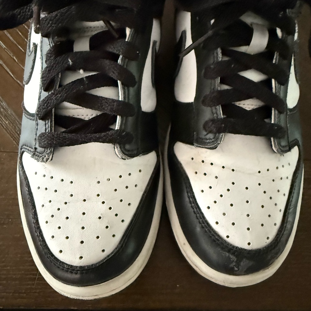 Nike Dunks Black and White  Sneakers